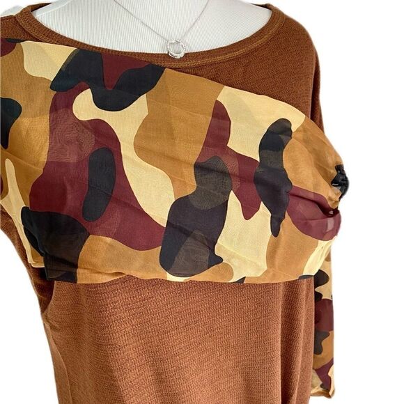 Contrast Pecan Brown Camo Print Front Tie Top - Picture 7 of 8